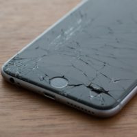 iPhone Cracked Screen Repair SmartphonesPLUS