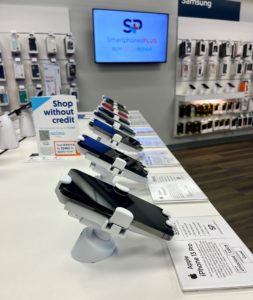 Refurbished phones on display at SmartphonesPLUS
