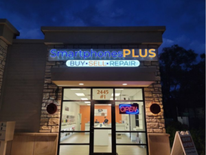 Visit SmartphonesPLUS in Iowa City for quick and professional smartphone repair!
