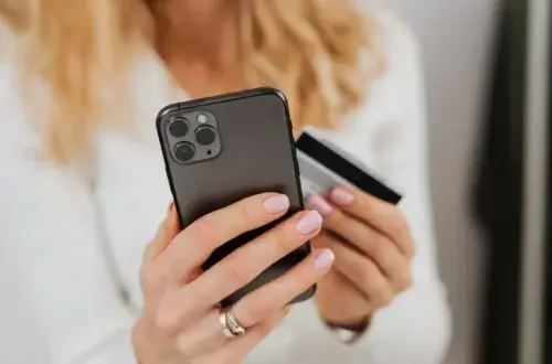 Can You Trade In a Financed Phone That Isn’t Paid Off