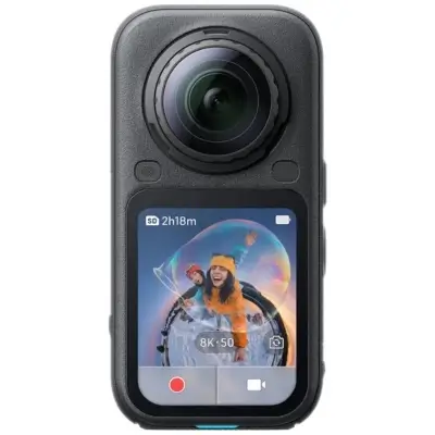 Insta360 X6